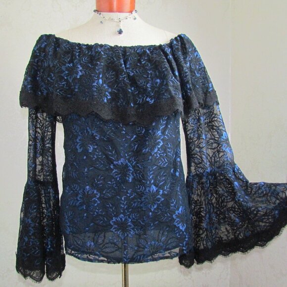LACE BLOUSE, 8, WHITE HOUSE BLACK MARKET RUFFLE NECK, OFF-SHOULDER, BELL SLEEVES - Picture 3 of 7